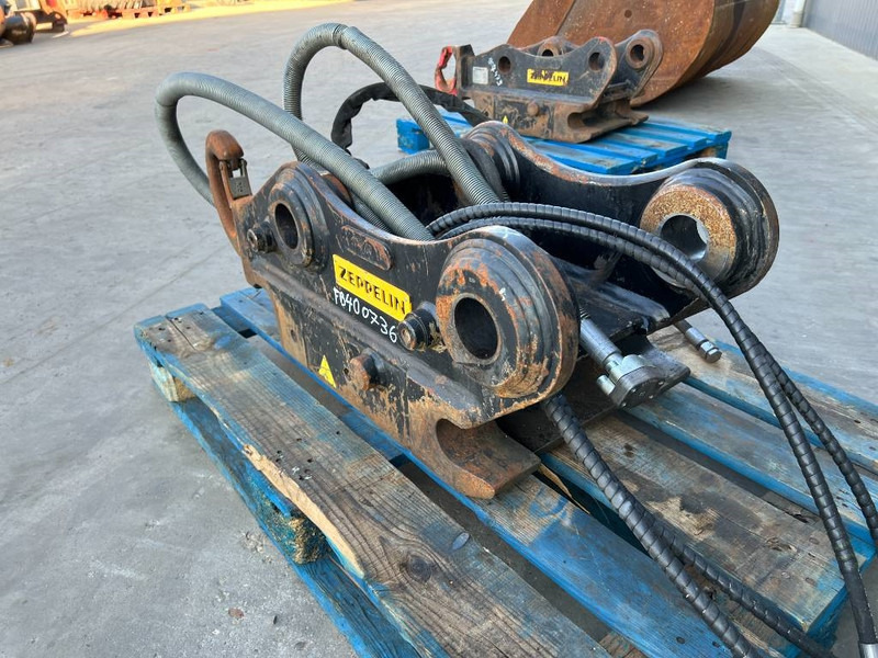Attache rapide pour Engins de chantier OilQuick OQ65 - M314F / M316F / M318F: photos 6