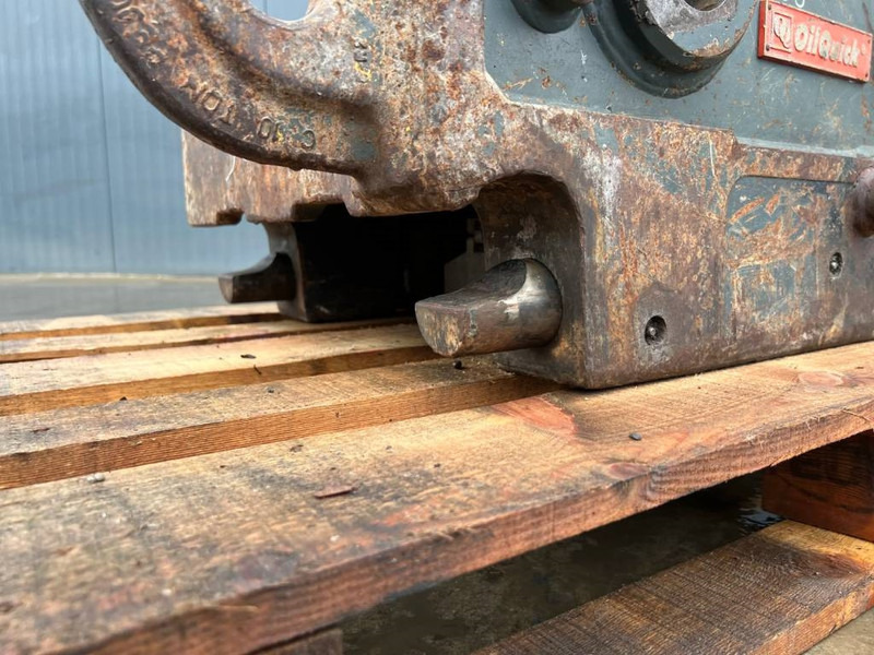Attache rapide pour Engins de chantier OilQuick OQ70/55 - 323D: photos 10
