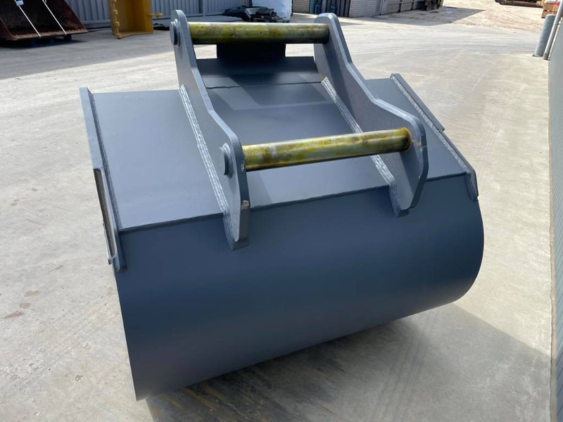 OilQuick OQ80 - Godet pour Engins de chantier: photos 5 OilQuick OQ80 - Godet pour Engins de chantier: photos 5