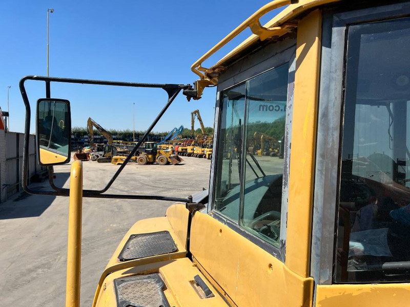 Tombereau articulé Volvo A 40 D: photos 18