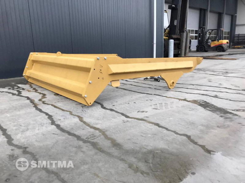 Volvo A25F - Hayon élévateur pour Engins de chantier: photos 4 Volvo A25F - Hayon élévateur pour Engins de chantier: photos 4