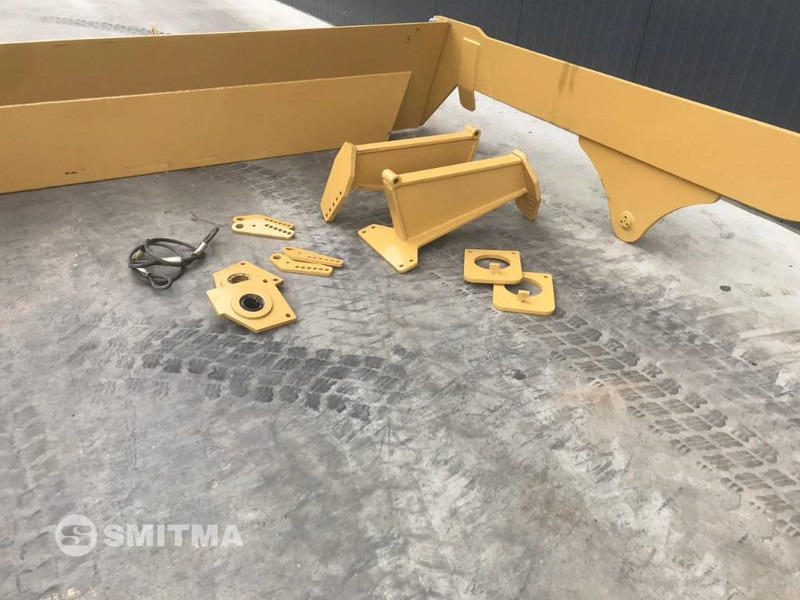 Volvo A40F - Hayon élévateur pour Engins de chantier: photos 5 Volvo A40F - Hayon élévateur pour Engins de chantier: photos 5