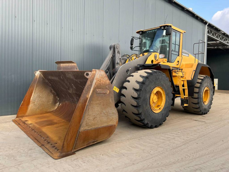 Volvo L 220 H - Chargeuse sur pneus: photos 1 Volvo L 220 H - Chargeuse sur pneus: photos 1