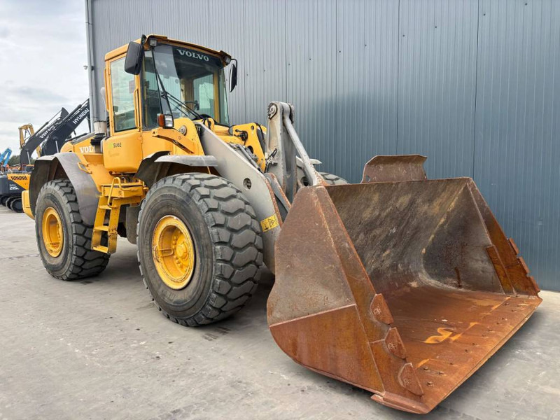 Volvo L120E - Chargeuse sur pneus: photos 3 Volvo L120E - Chargeuse sur pneus: photos 3