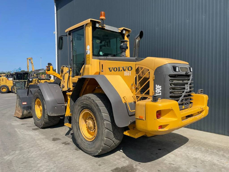 Volvo L90F - 3rd valve - Chargeuse sur pneus: photos 2 Volvo L90F - 3rd valve - Chargeuse sur pneus: photos 2