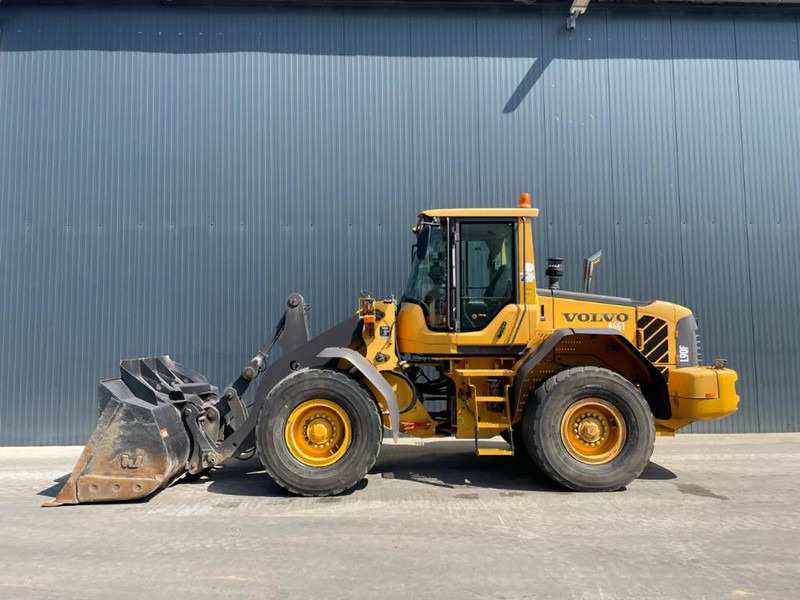 Volvo L90F - 3rd valve - Chargeuse sur pneus: photos 5 Volvo L90F - 3rd valve - Chargeuse sur pneus: photos 5