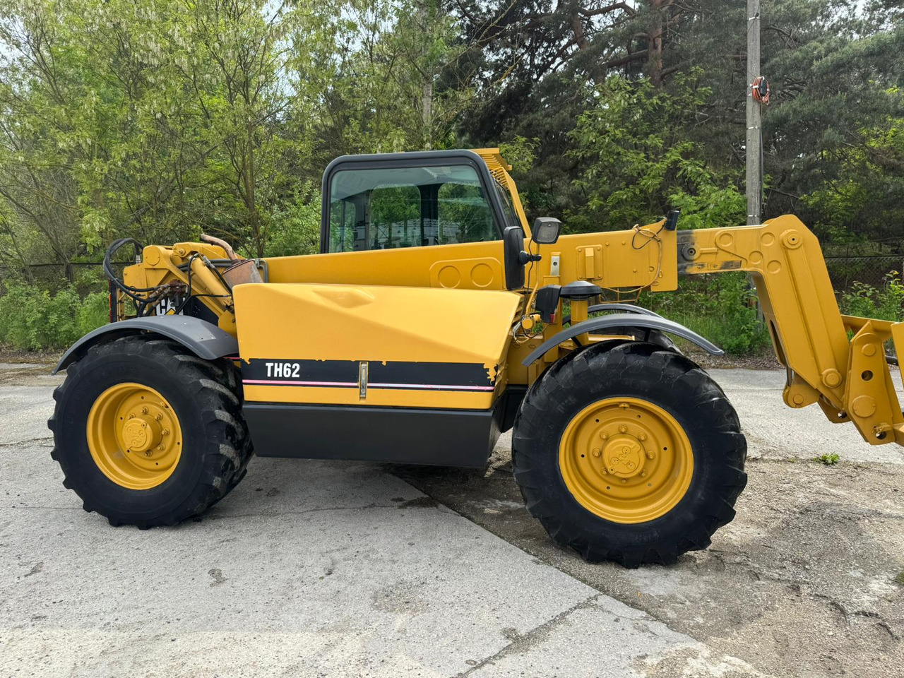 CATERPILLAR CAT TH 62 - Chargeuse sur pneus: photos 3 CATERPILLAR CAT TH 62 - Chargeuse sur pneus: photos 3