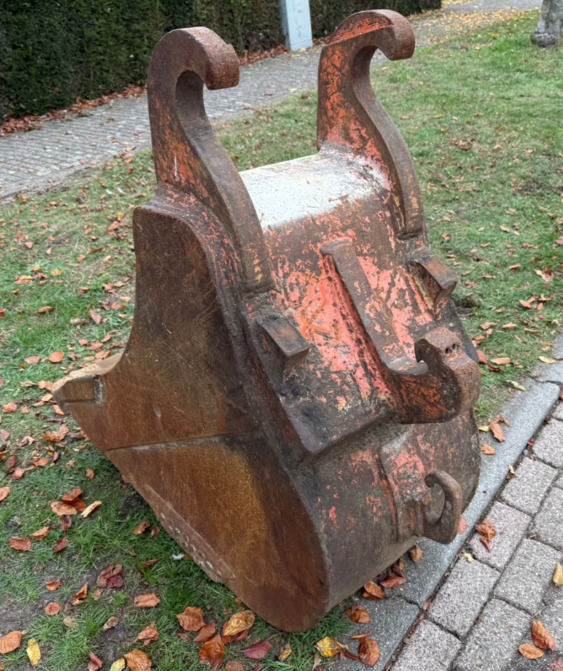 CW CW10 - Godet pour pelle: photos 3 CW CW10 - Godet pour pelle: photos 3