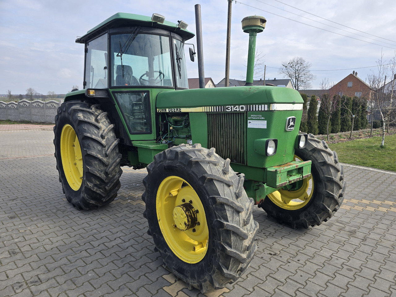 JOHN DEERE 3140 - Tracteur agricole: photos 1 JOHN DEERE 3140 - Tracteur agricole: photos 1
