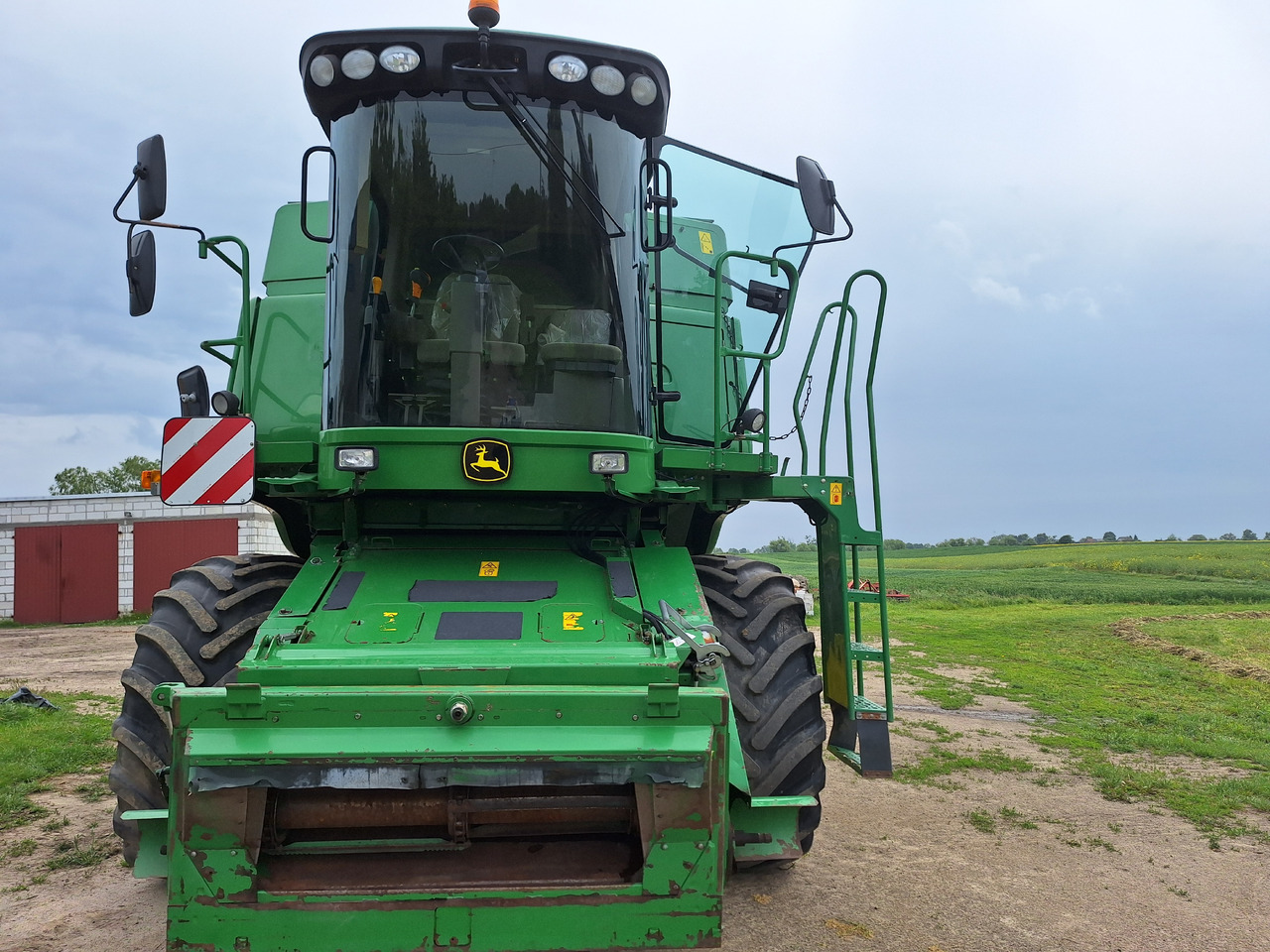 John Deere T550 - Moissonneuse-batteuse: photos 3 John Deere T550 - Moissonneuse-batteuse: photos 3