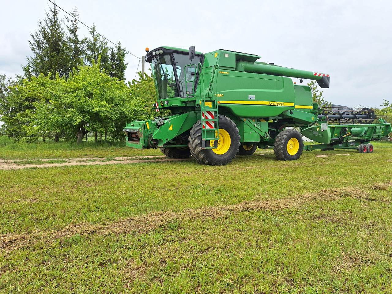 John Deere T550 - Moissonneuse-batteuse: photos 5 John Deere T550 - Moissonneuse-batteuse: photos 5