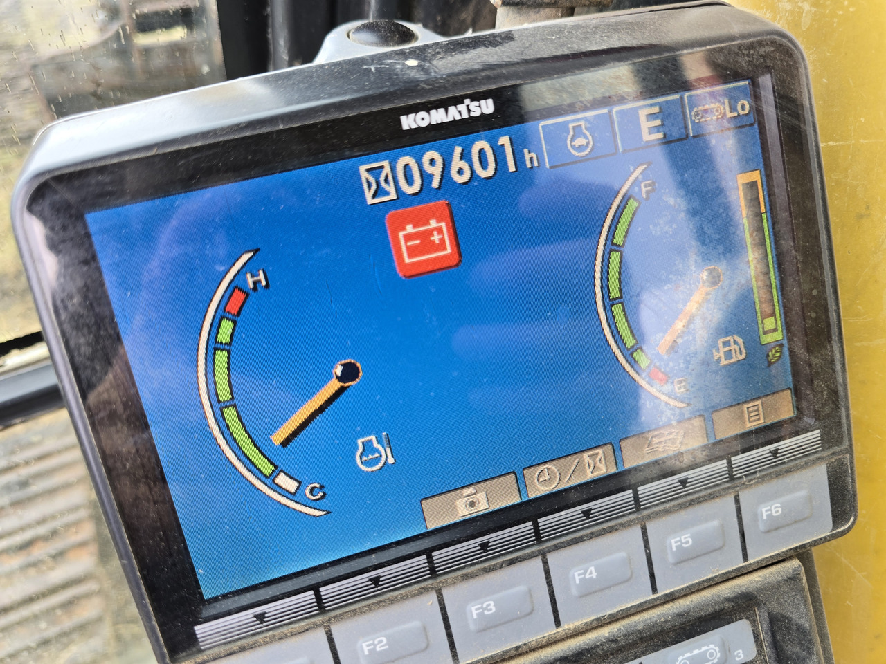 KOMATSU PS210LC-8 - Pelle sur chenille: photos 3 KOMATSU PS210LC-8 - Pelle sur chenille: photos 3