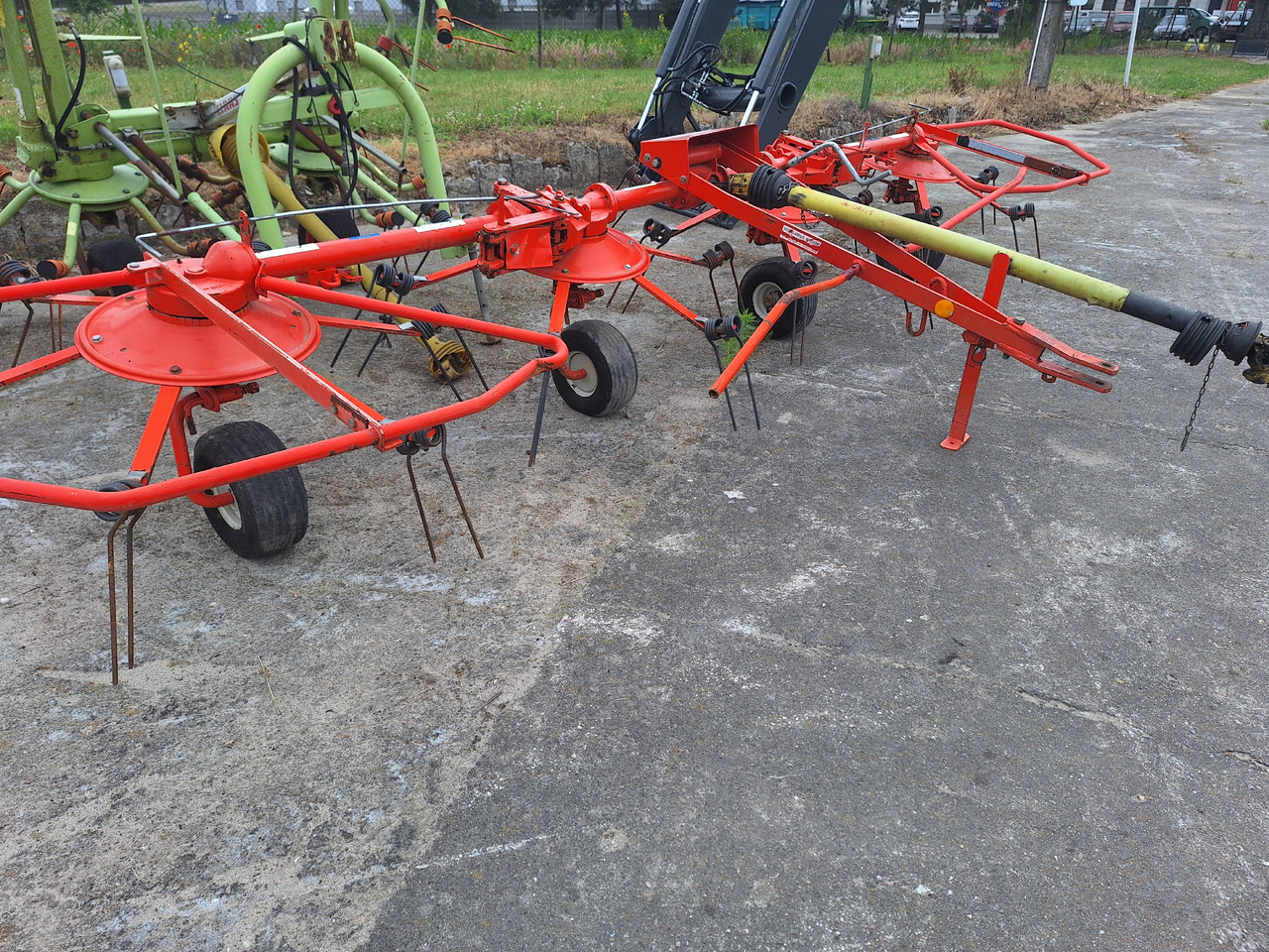 KUHN 5001T - Faneuse: photos 3 KUHN 5001T - Faneuse: photos 3