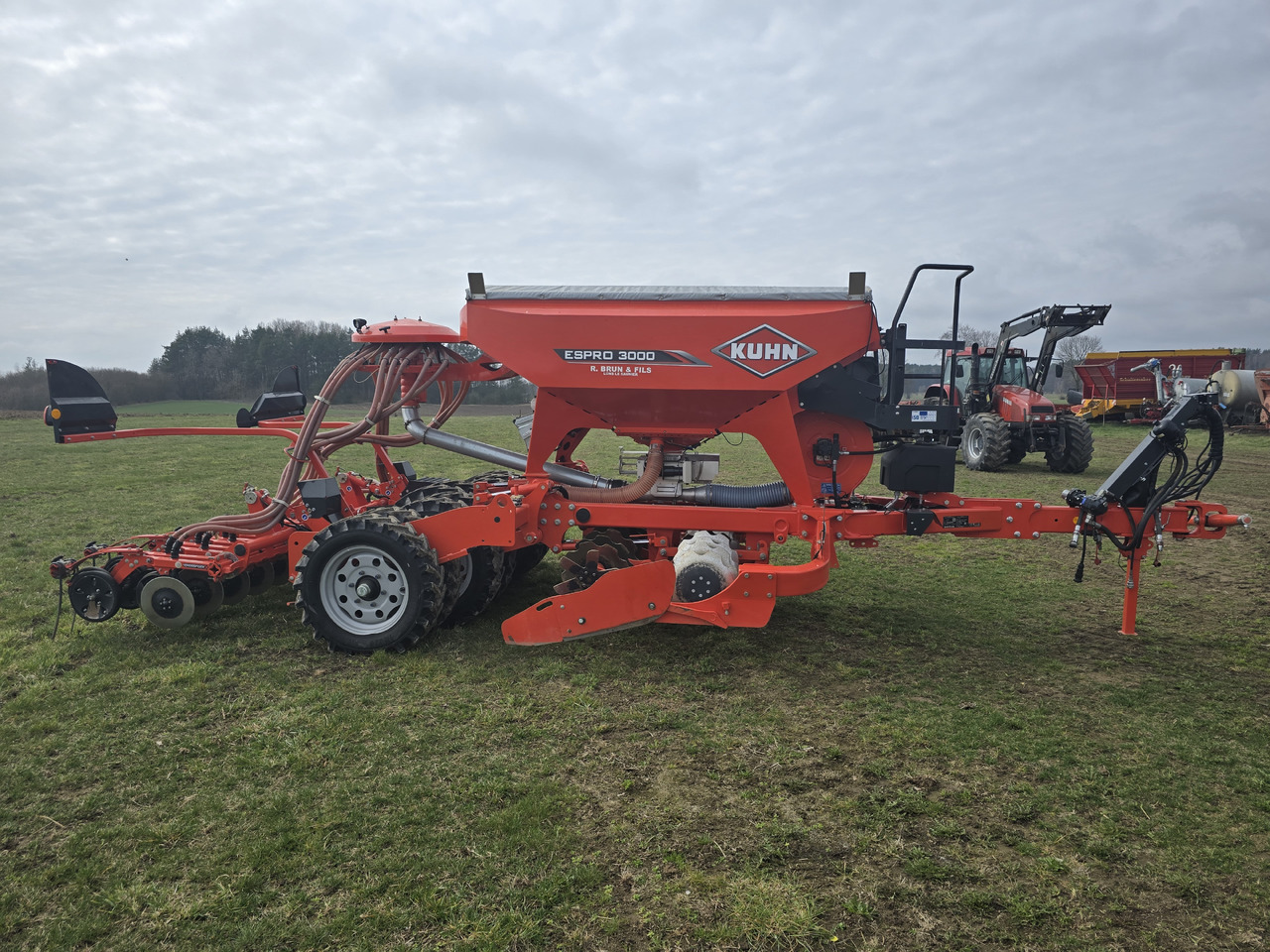 KUHN ESPRO 3000 - Combiné de semis: photos 3 KUHN ESPRO 3000 - Combiné de semis: photos 3