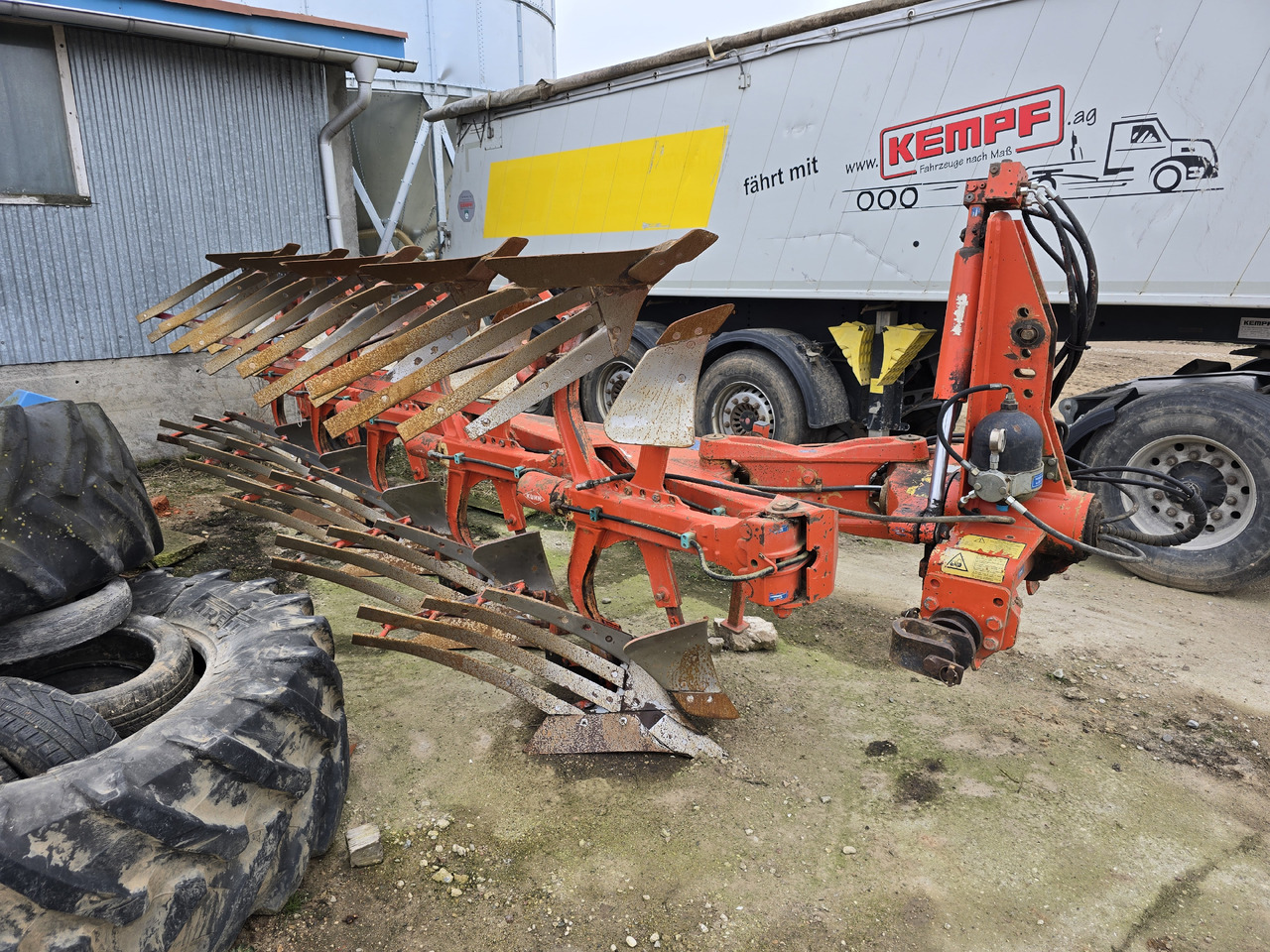 KUHN VARI-MASTER 120 - Charrue: photos 2 KUHN VARI-MASTER 120 - Charrue: photos 2