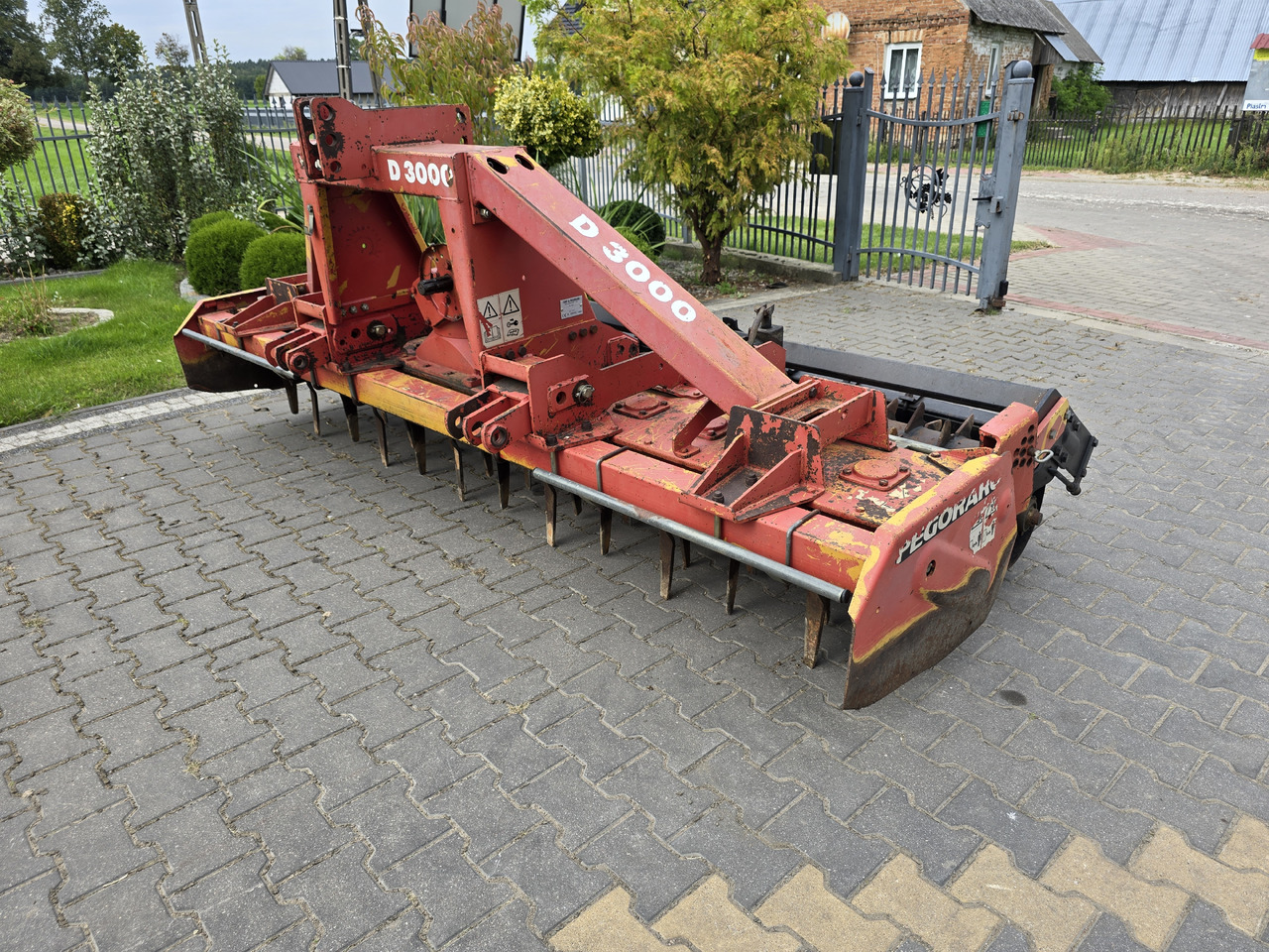 PEGORARO D3000 - Herse: photos 1 PEGORARO D3000 - Herse: photos 1