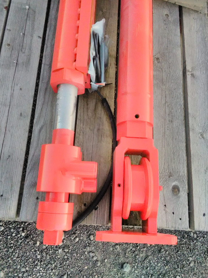 SANDVIK BG01194489 - Vérin hydraulique pour Engins de chantier: photos 5 SANDVIK BG01194489 - Vérin hydraulique pour Engins de chantier: photos 5