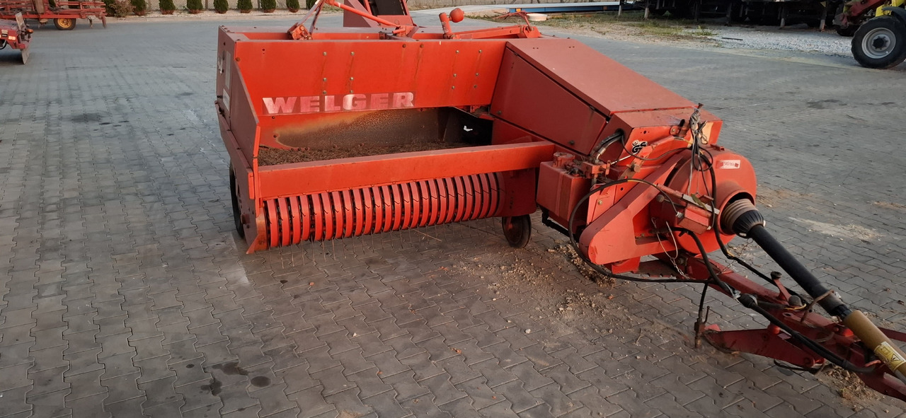 WELGER AP 630 - Presse à balles cubiques: photos 3 WELGER AP 630 - Presse à balles cubiques: photos 3