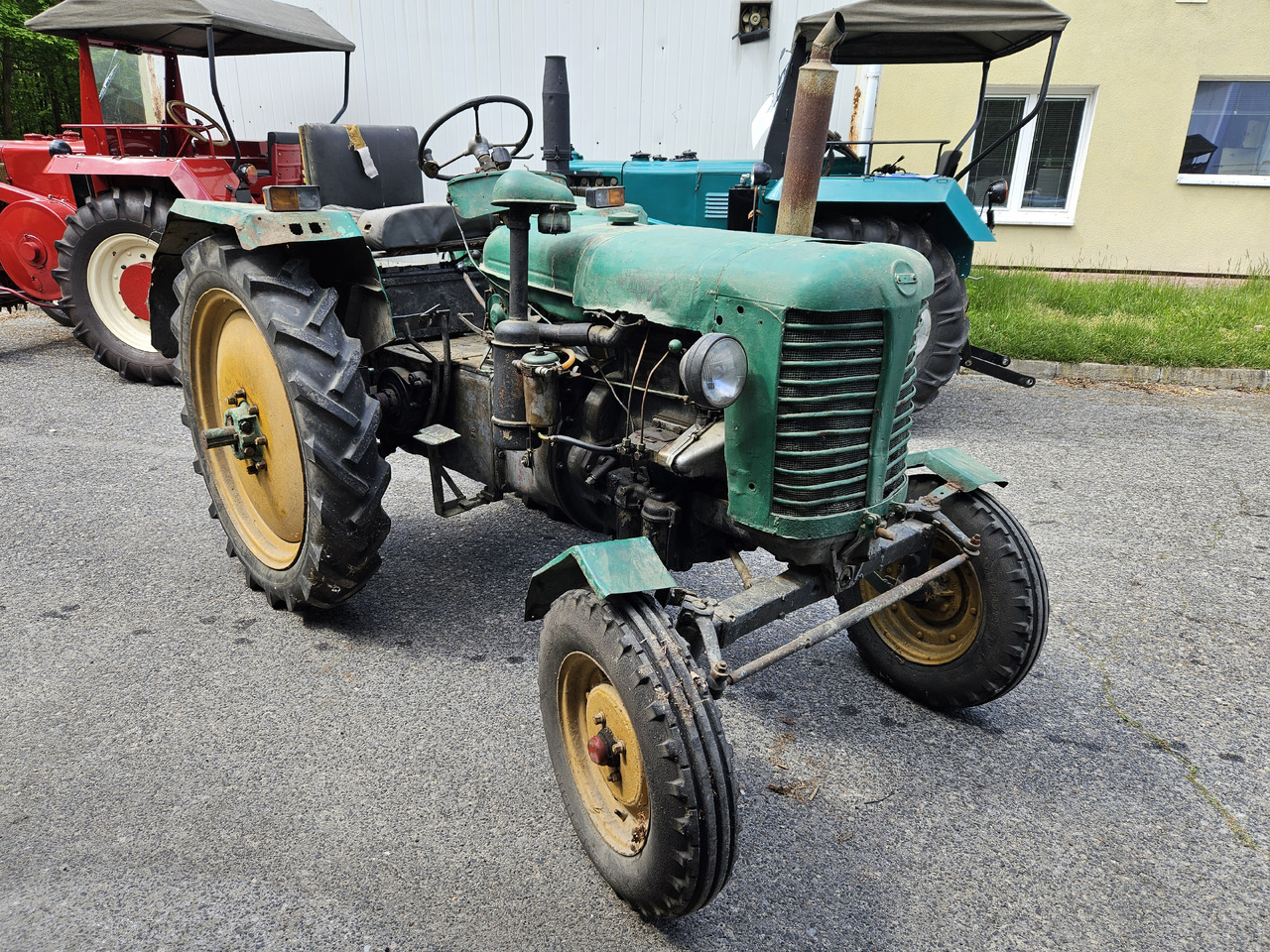 Zetor 25 - Tracteur agricole: photos 1 Zetor 25 - Tracteur agricole: photos 1