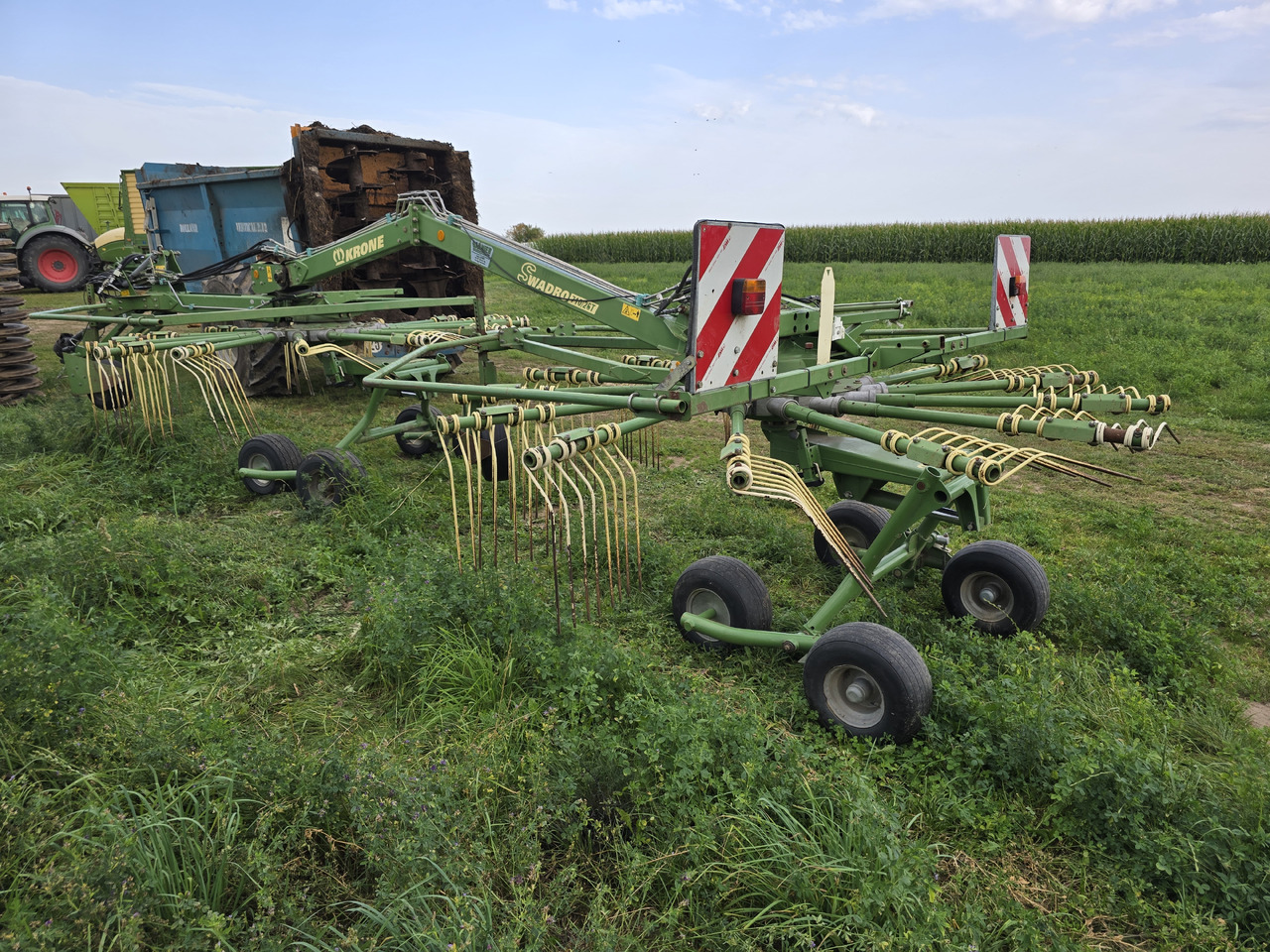 Krone Swadro 710/26T - Faneuse: photos 1 Krone Swadro 710/26T - Faneuse: photos 1