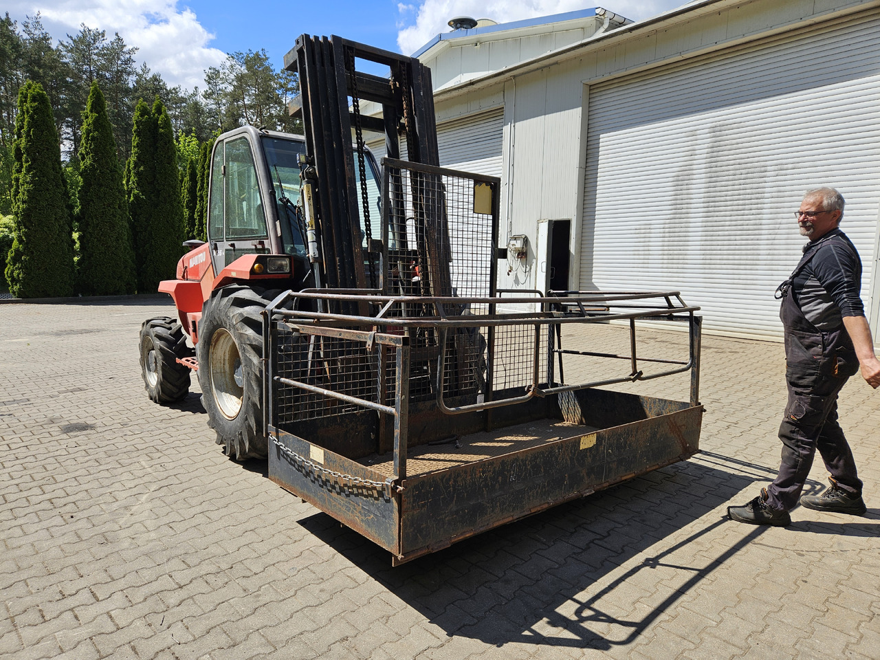 Manitou M 26-4 - Chariot tout terrain: photos 3 Manitou M 26-4 - Chariot tout terrain: photos 3