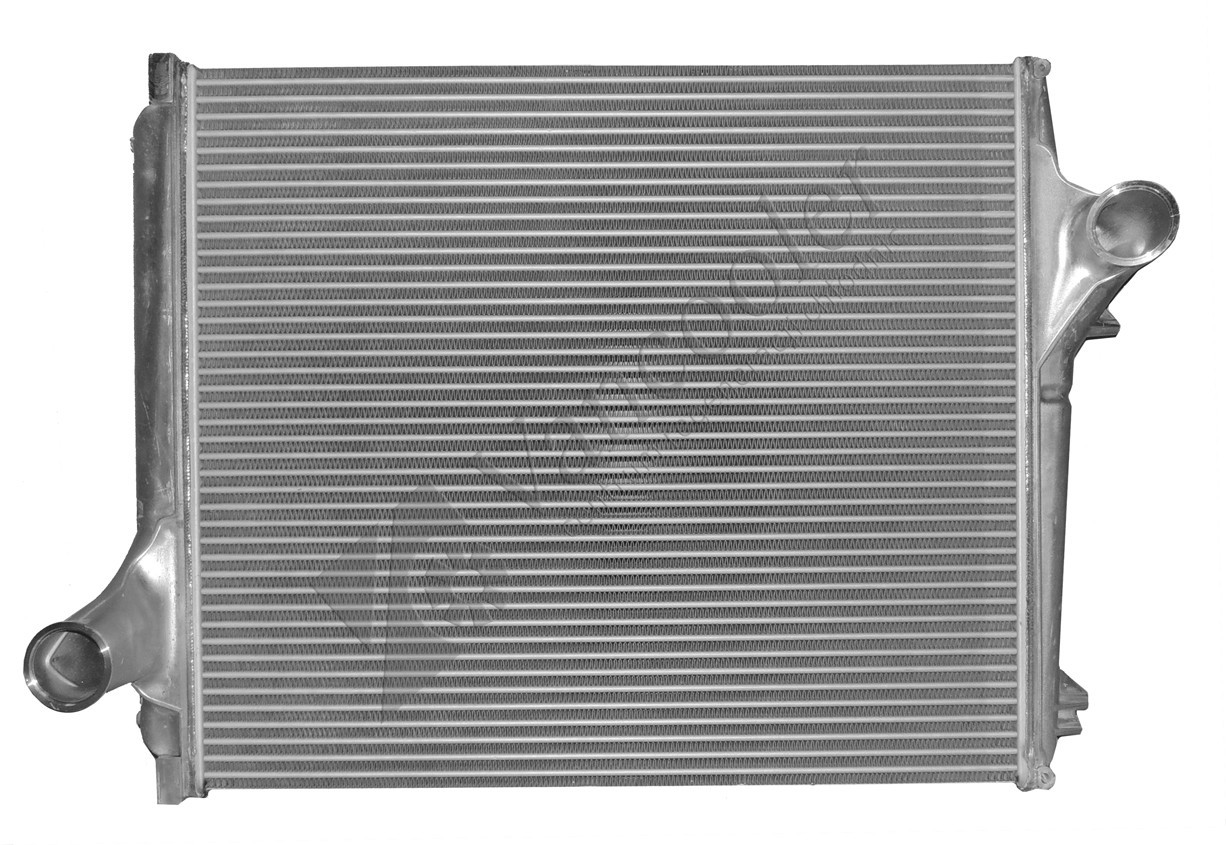 VOLVO FH EURO 6 - Intercooler pour Camion: photos 1 VOLVO FH EURO 6 - Intercooler pour Camion: photos 1