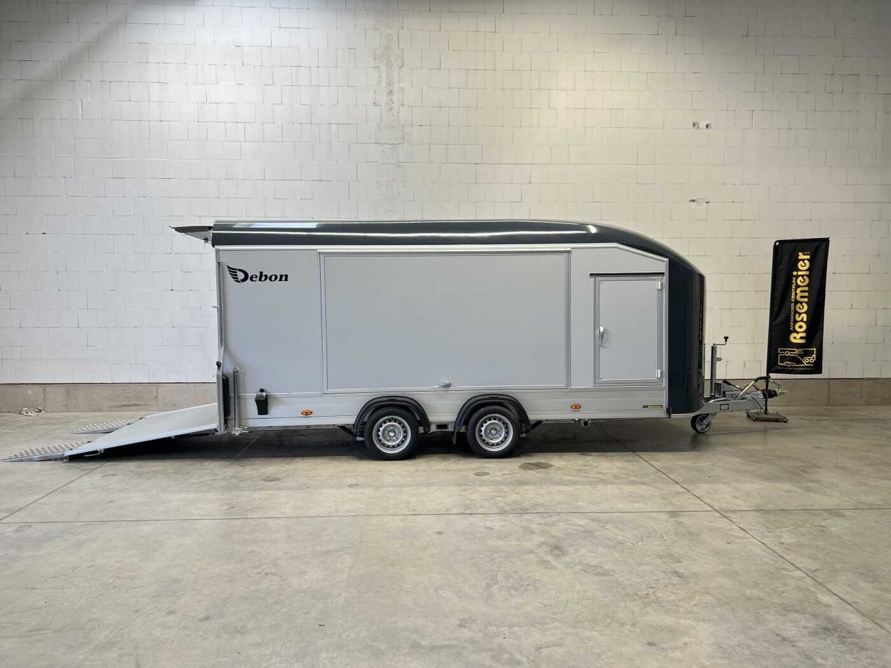 CHEVAL LIBERTE DEBON C1000 Roadster Autotransporter geschlossen - Remorque porte-voitures: photos 2 CHEVAL LIBERTE DEBON C1000 Roadster Autotransporter geschlossen - Remorque porte-voitures: photos 2