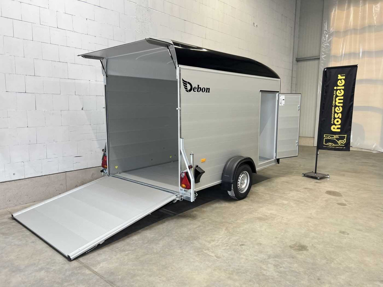 CHEVAL LIBERTE DEBON C400 Roadster Kofferanhänger - Remorque pour moto: photos 2 CHEVAL LIBERTE DEBON C400 Roadster Kofferanhänger - Remorque pour moto: photos 2