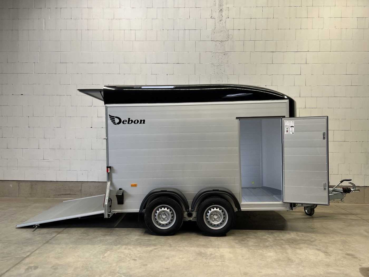 CHEVAL LIBERTE DEBON C500 Roadster Kofferanhänger - Remorque pour moto: photos 1 CHEVAL LIBERTE DEBON C500 Roadster Kofferanhänger - Remorque pour moto: photos 1