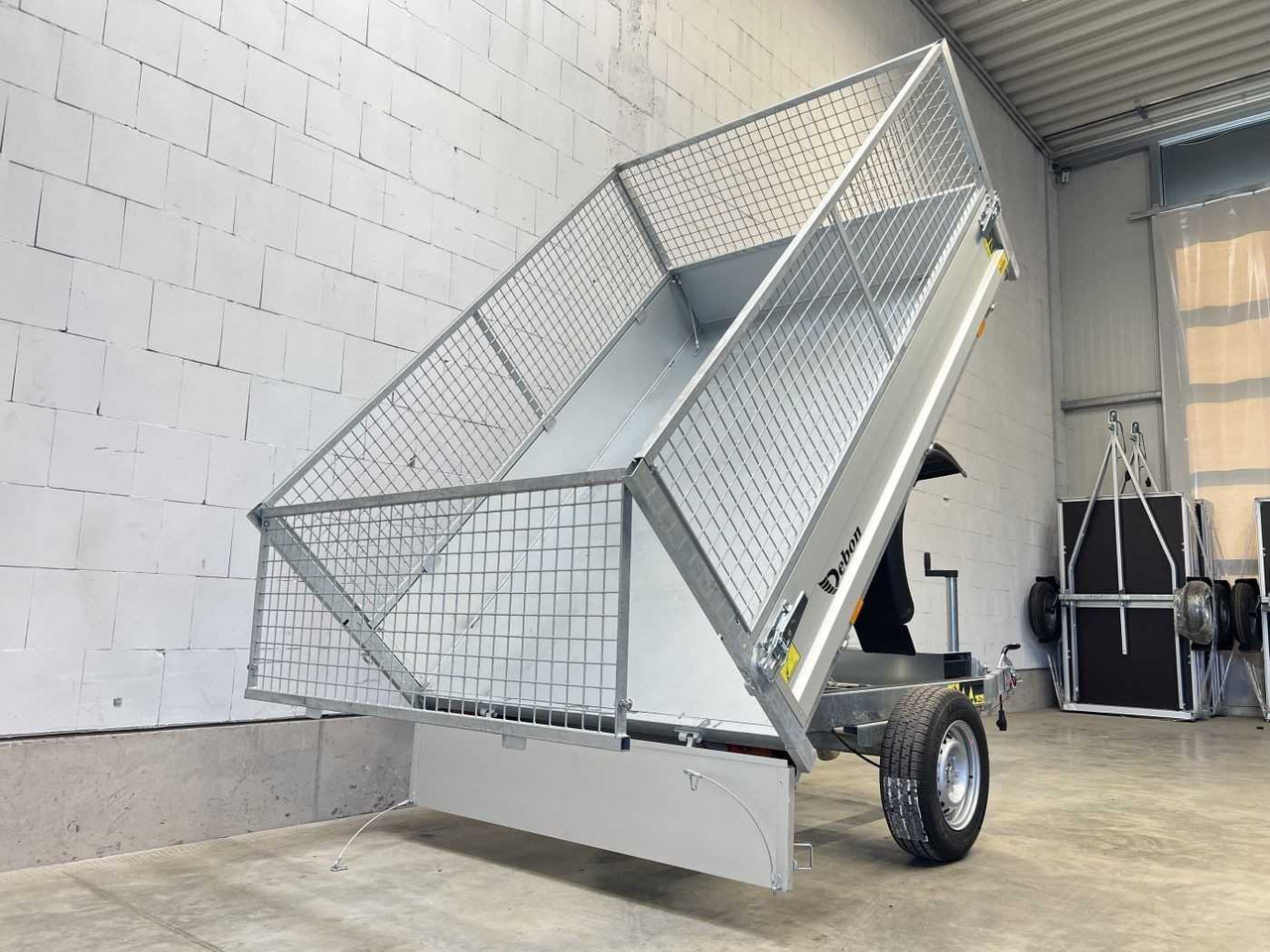 CHEVAL LIBERTE DEBON PW0E Lux 1500 Gitter Rückwärtskipper - Remorque benne: photos 3 CHEVAL LIBERTE DEBON PW0E Lux 1500 Gitter Rückwärtskipper - Remorque benne: photos 3