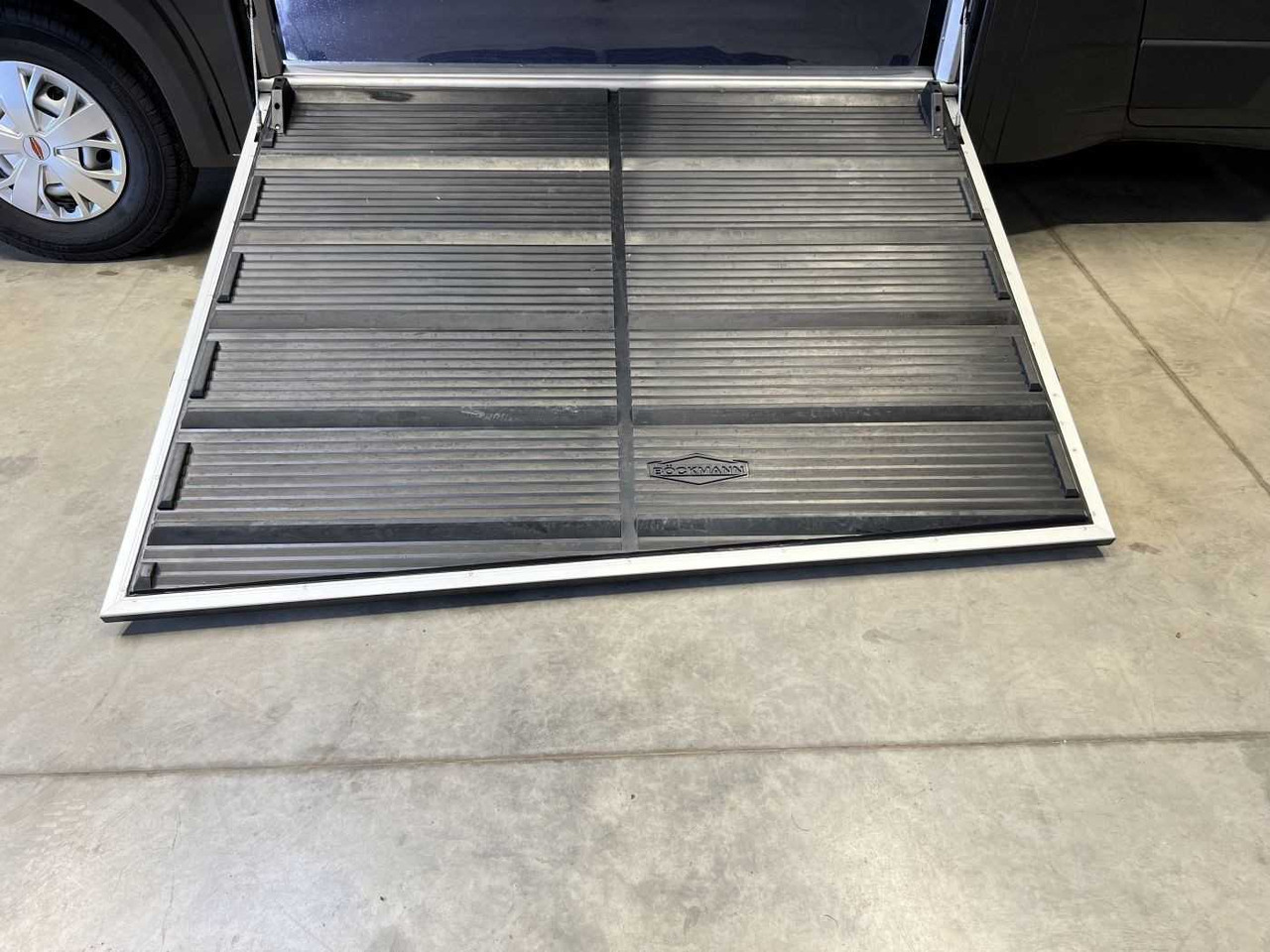 Fiat Böckmann Compact Stall LKW - Camion chevaux: photos 3 Fiat Böckmann Compact Stall LKW - Camion chevaux: photos 3