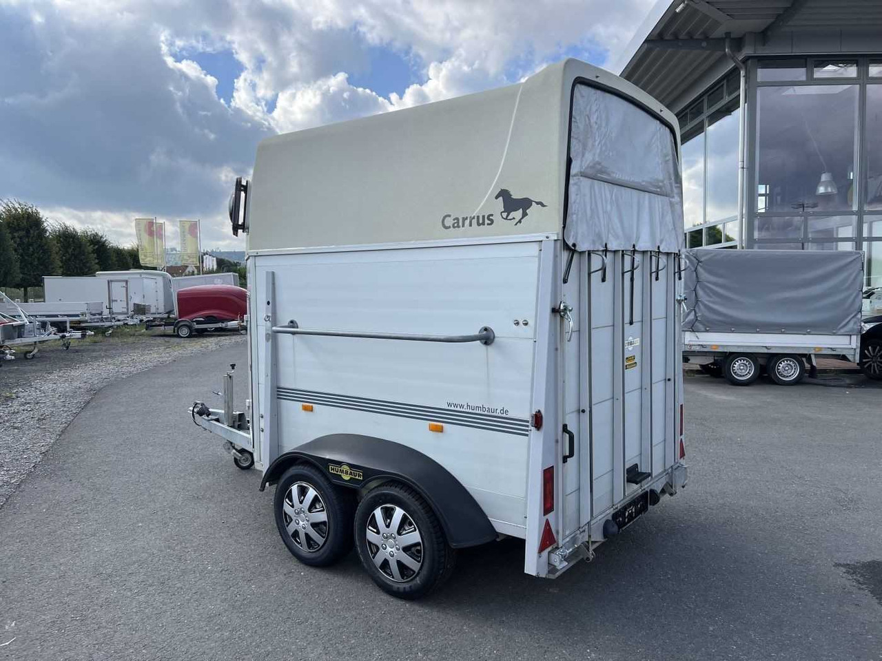 HUMBAUR HP 2000 Pferdeanhänger - Remorque voiture: photos 5 HUMBAUR HP 2000 Pferdeanhänger - Remorque voiture: photos 5