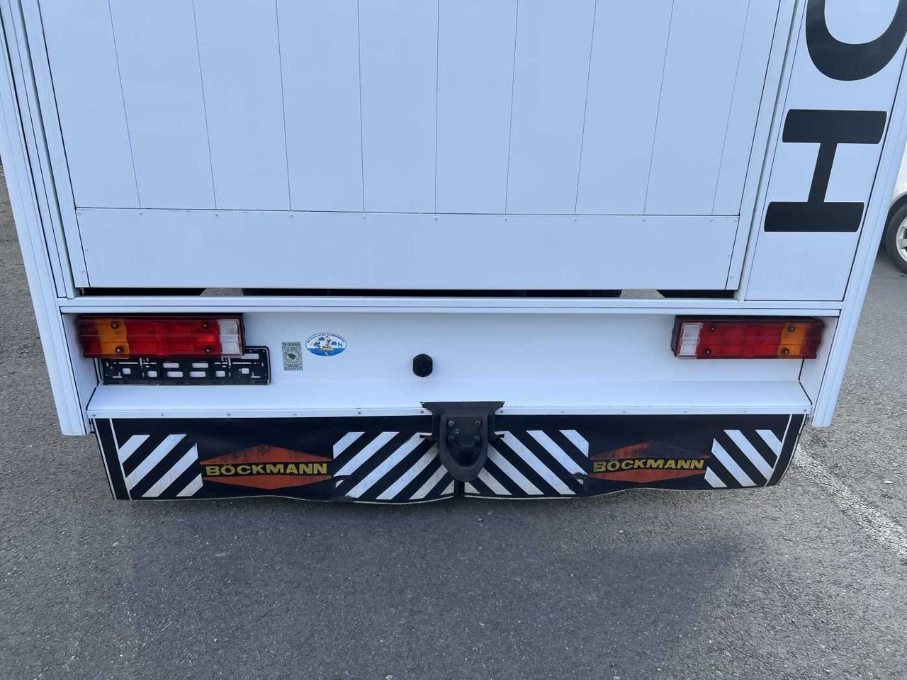 MERCEDES-BENZ Atego 918 LKW - Camion chevaux: photos 3 MERCEDES-BENZ Atego 918 LKW - Camion chevaux: photos 3
