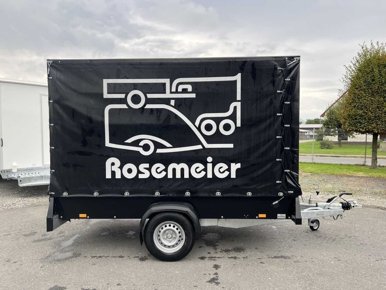 ROSEMEIER VE Spectrum C 13.30 Plane Kastenanhänger gebremst - Remorque voiture: photos 1 ROSEMEIER VE Spectrum C 13.30 Plane Kastenanhänger gebremst - Remorque voiture: photos 1