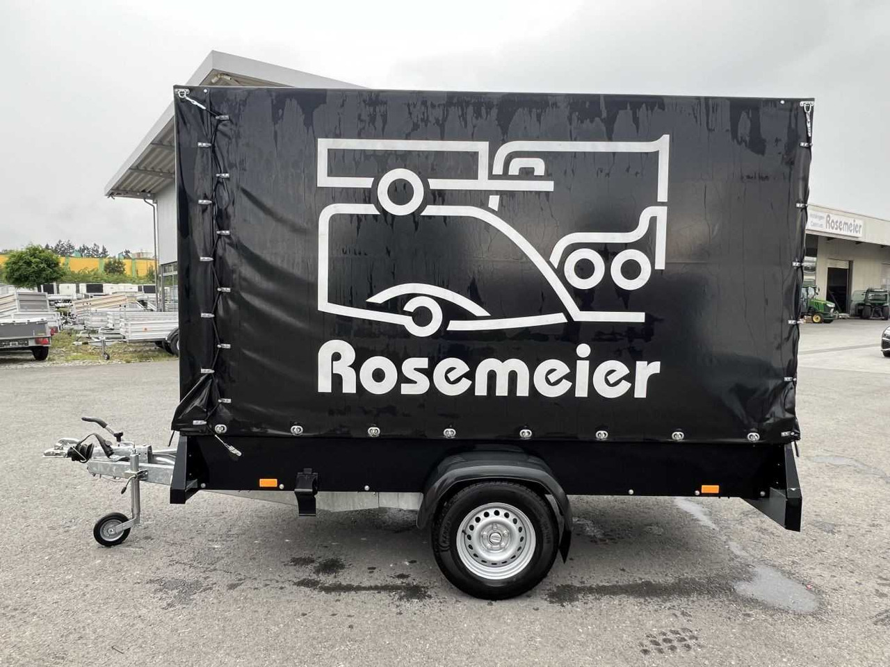ROSEMEIER VE Spectrum C 13.30 Plane Kastenanhänger gebremst - Remorque voiture: photos 4 ROSEMEIER VE Spectrum C 13.30 Plane Kastenanhänger gebremst - Remorque voiture: photos 4