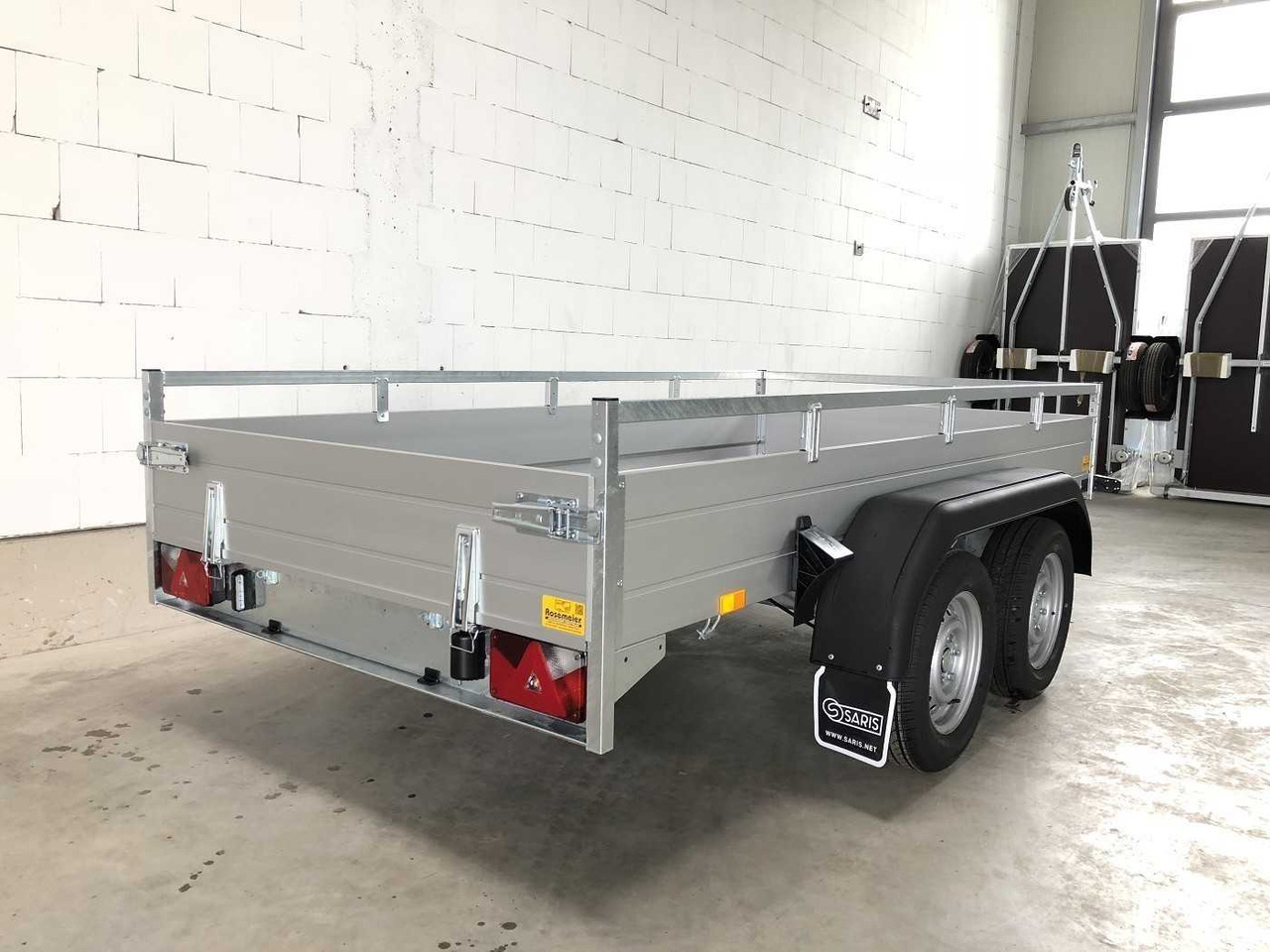 SARIS McAlu Pro 305 153 2000 2 Ramp Kastenanhänger geb - Remorque voiture: photos 2 SARIS McAlu Pro 305 153 2000 2 Ramp Kastenanhänger geb - Remorque voiture: photos 2