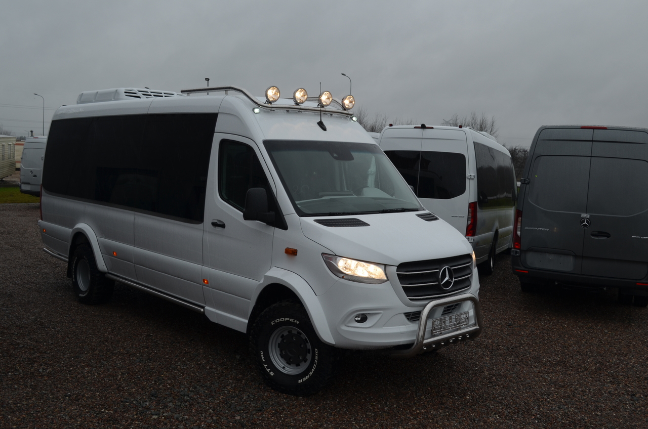 MERCEDES-BENZ Sprinter 519 4x4 high and low drive - Minibus, Transport de personnes: photos 5 MERCEDES-BENZ Sprinter 519 4x4 high and low drive - Minibus, Transport de personnes: photos 5