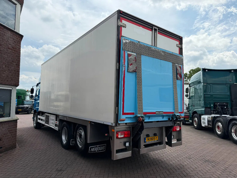 DAF CF 330 CF330 6X2 / Chereau / Carrier Supra 850U / Lift 2.000KG / Super condition / NL-Truck - Camion frigorifique: photos 5 DAF CF 330 CF330 6X2 / Chereau / Carrier Supra 850U / Lift 2.000KG / Super condition / NL-Truck - Camion frigorifique: photos 5