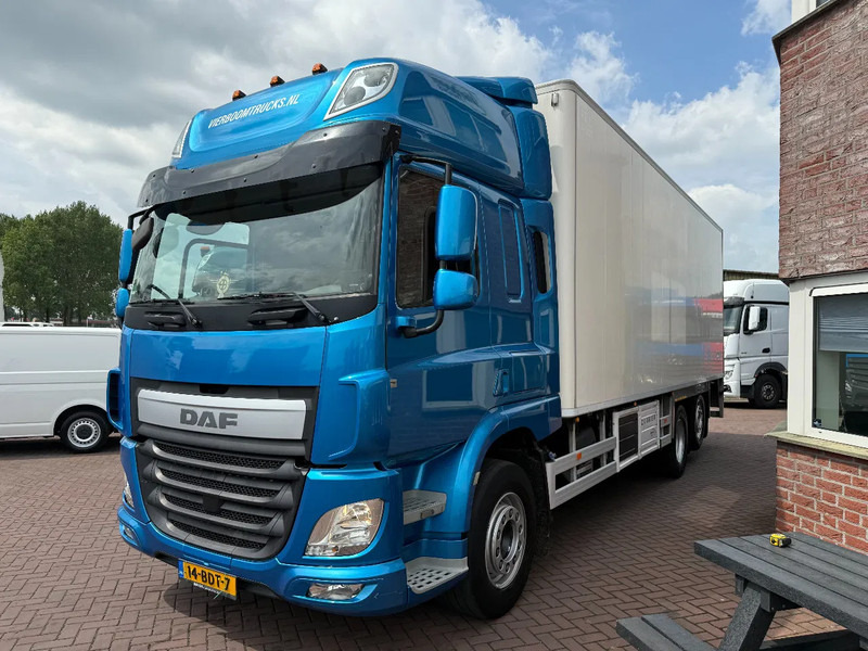 DAF CF 330 CF330 6X2 / Chereau / Carrier Supra 850U / Lift 2.000KG / Super condition / NL-Truck - Camion frigorifique: photos 2 DAF CF 330 CF330 6X2 / Chereau / Carrier Supra 850U / Lift 2.000KG / Super condition / NL-Truck - Camion frigorifique: photos 2