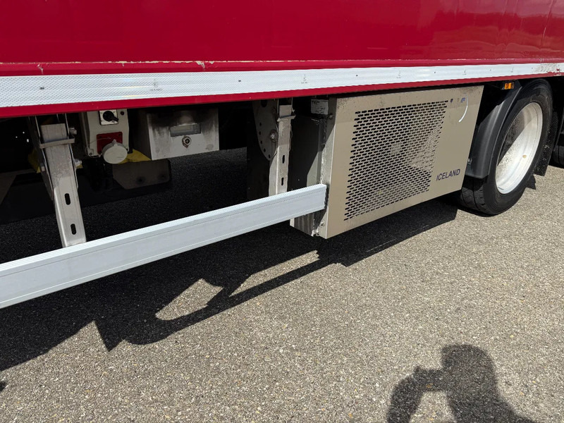 SYSTEM TRAILERS System trailer / Burgers 2-Achse Anhanger mit TRS Iceland - Remorque frigorifique: photos 4 SYSTEM TRAILERS System trailer / Burgers 2-Achse Anhanger mit TRS Iceland - Remorque frigorifique: photos 4