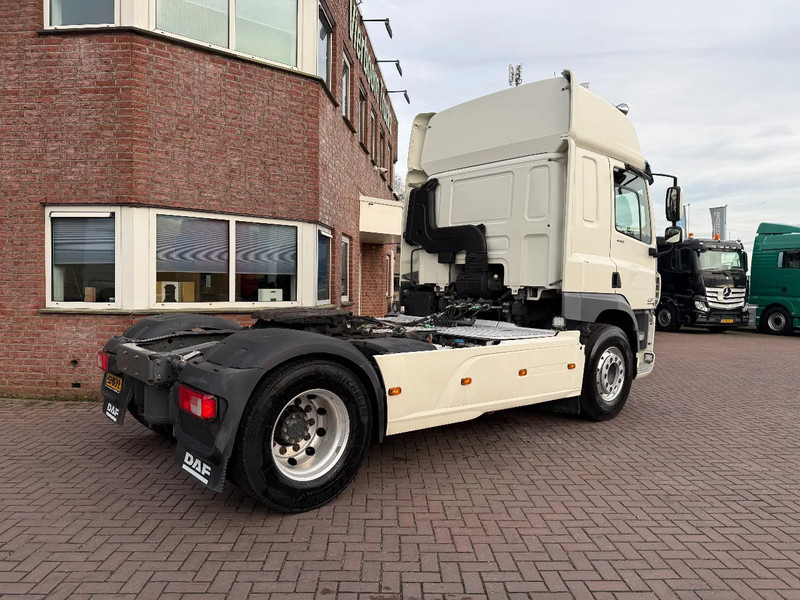 DAF CF 440 CF440 4X2 SPACECAB / Full spoilers / Alcoa / Hydraulics / Holland Truck !!!!!!! - Tracteur routier: photos 5 DAF CF 440 CF440 4X2 SPACECAB / Full spoilers / Alcoa / Hydraulics / Holland Truck !!!!!!! - Tracteur routier: photos 5