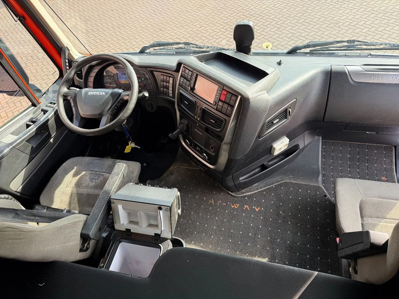 Iveco Stralis 400 Stralis 400 4X2 LNG Retarder 2x Tank Holland Truck TUV 01-2026!!!!!!!! - Tracteur routier: photos 5 Iveco Stralis 400 Stralis 400 4X2 LNG Retarder 2x Tank Holland Truck TUV 01-2026!!!!!!!! - Tracteur routier: photos 5