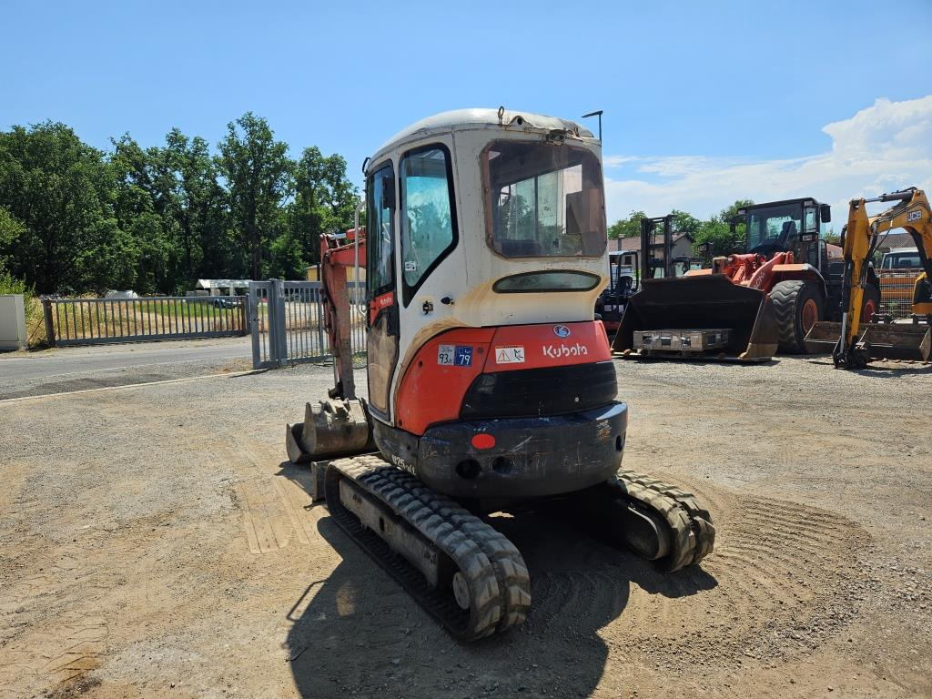 KUBOTA U 25 - Mini pelle: photos 4 KUBOTA U 25 - Mini pelle: photos 4