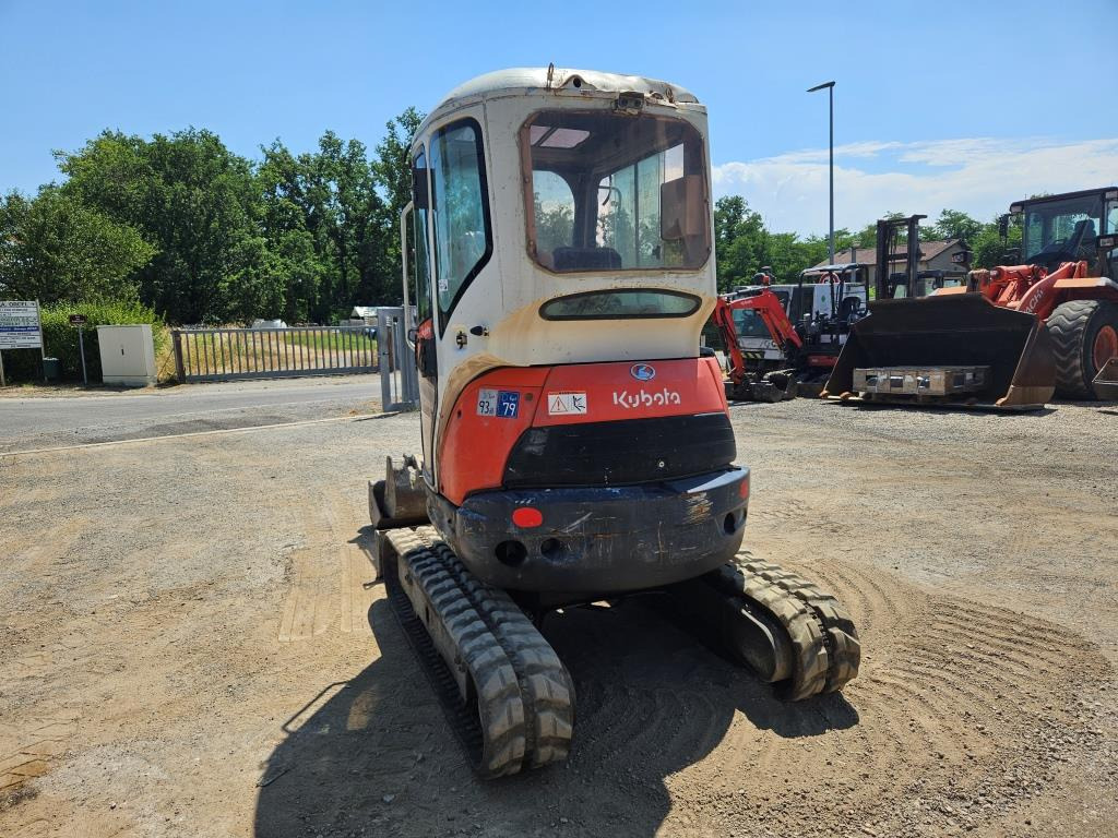 KUBOTA U 25 - Mini pelle: photos 5 KUBOTA U 25 - Mini pelle: photos 5