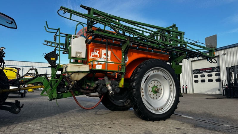 Amazone-BBG S330 NOVA 27m - Pulvérisateur: photos 1 Amazone-BBG S330 NOVA 27m - Pulvérisateur: photos 1