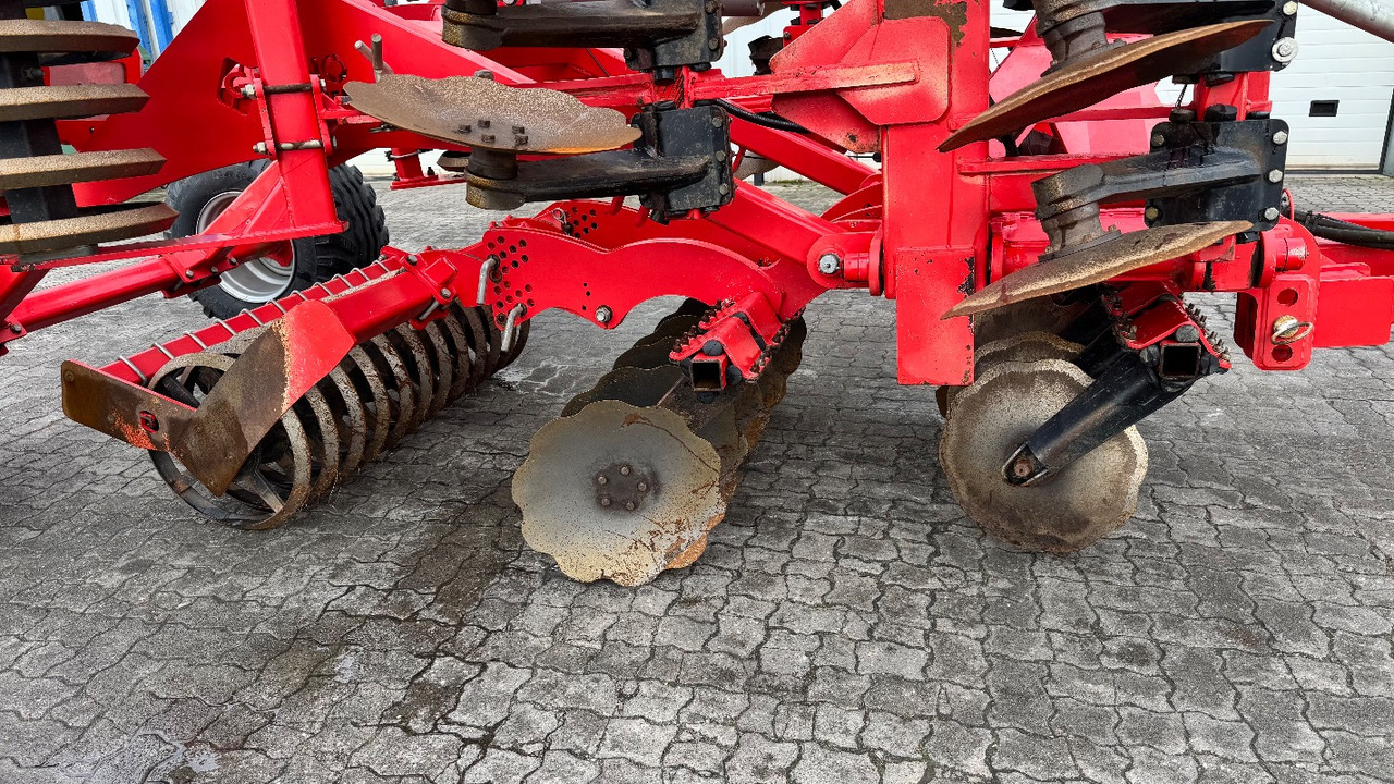 Top Agro SHARK 6.0 GRANO-SYSTEM Hydr. 6,0m - Cover crop: photos 4 Top Agro SHARK 6.0 GRANO-SYSTEM Hydr. 6,0m - Cover crop: photos 4