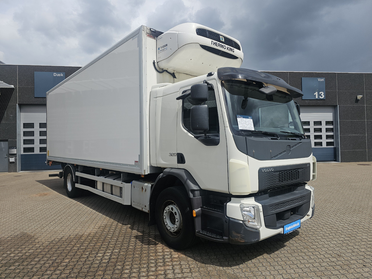 Volvo FE320 - Camion frigorifique: photos 2 Volvo FE320 - Camion frigorifique: photos 2