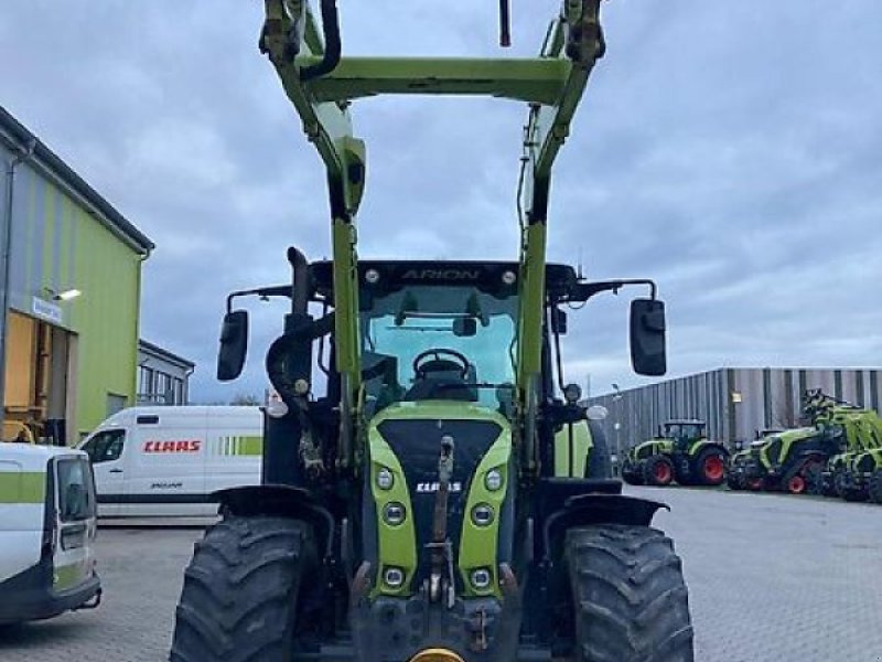 CLAAS Arion 550 CMATIC - Tracteur agricole: photos 4 CLAAS Arion 550 CMATIC - Tracteur agricole: photos 4