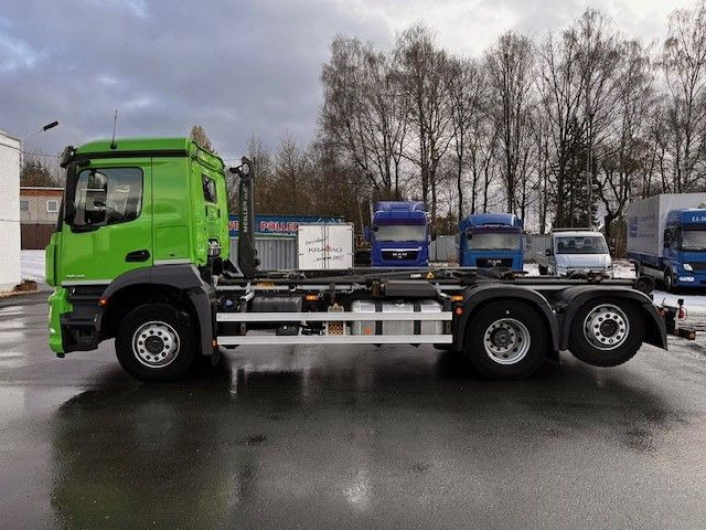 Mercedes-Benz Arocs 2643 Mit Meiller Abrollkipper Top - Camion ampliroll: photos 4 Mercedes-Benz Arocs 2643 Mit Meiller Abrollkipper Top - Camion ampliroll: photos 4
