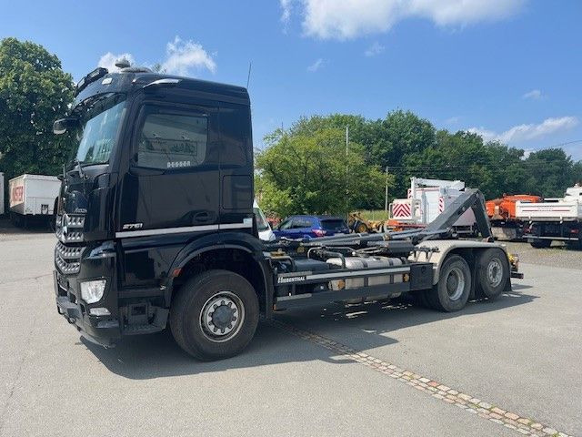 Mercedes-Benz Arocs 5 2651 HD Mit Meiller Abrollkipper - Camion ampliroll: photos 1 Mercedes-Benz Arocs 5 2651 HD Mit Meiller Abrollkipper - Camion ampliroll: photos 1